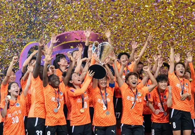 亞冠賽場，武體人奪魁！光彩奪目！